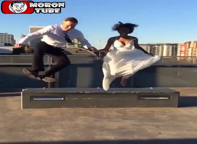 Video :It was not a good idea to do this in heels!